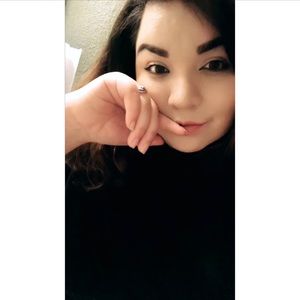 Meet your Posher, Cryselda